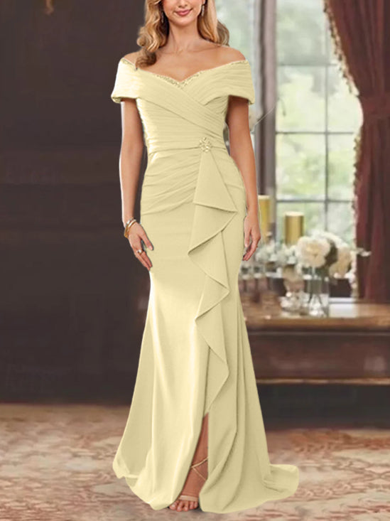 Vestidos de corte recto/columna, sin mangas, con hombros descubiertos y largo hasta el suelo, para la madre de la novia, con volantes. 