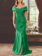 Vestidos de corte recto/columna, sin mangas, con hombros descubiertos y largo hasta el suelo, para la madre de la novia, con volantes. 