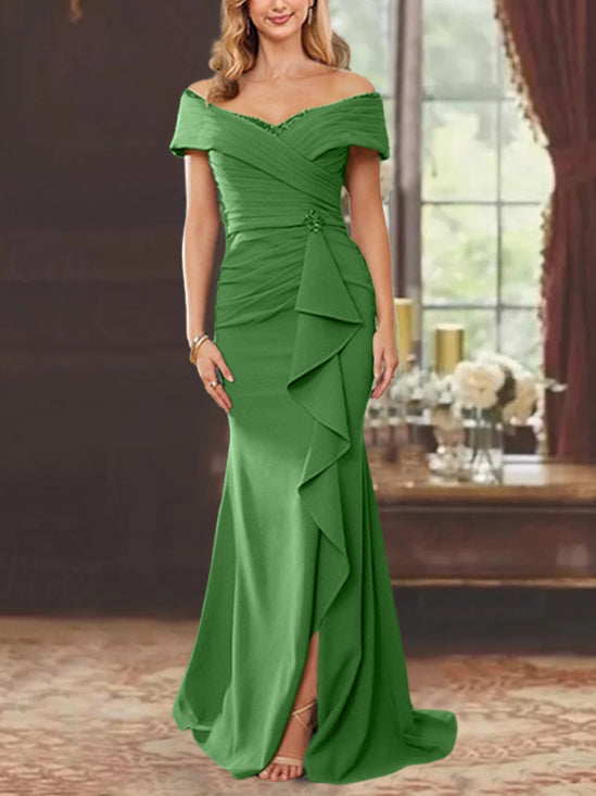 Vestidos de corte recto/columna, sin mangas, con hombros descubiertos y largo hasta el suelo, para la madre de la novia, con volantes. 