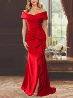 Vestidos de corte recto/columna, sin mangas, con hombros descubiertos y largo hasta el suelo, para la madre de la novia, con volantes. 