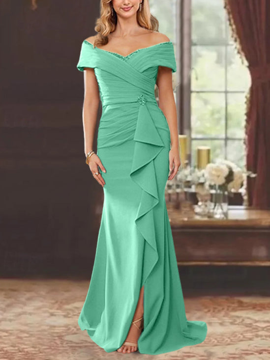 Vestidos de corte recto/columna, sin mangas, con hombros descubiertos y largo hasta el suelo, para la madre de la novia, con volantes. 