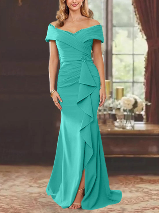 Vestidos de corte recto/columna, sin mangas, con hombros descubiertos y largo hasta el suelo, para la madre de la novia, con volantes. 