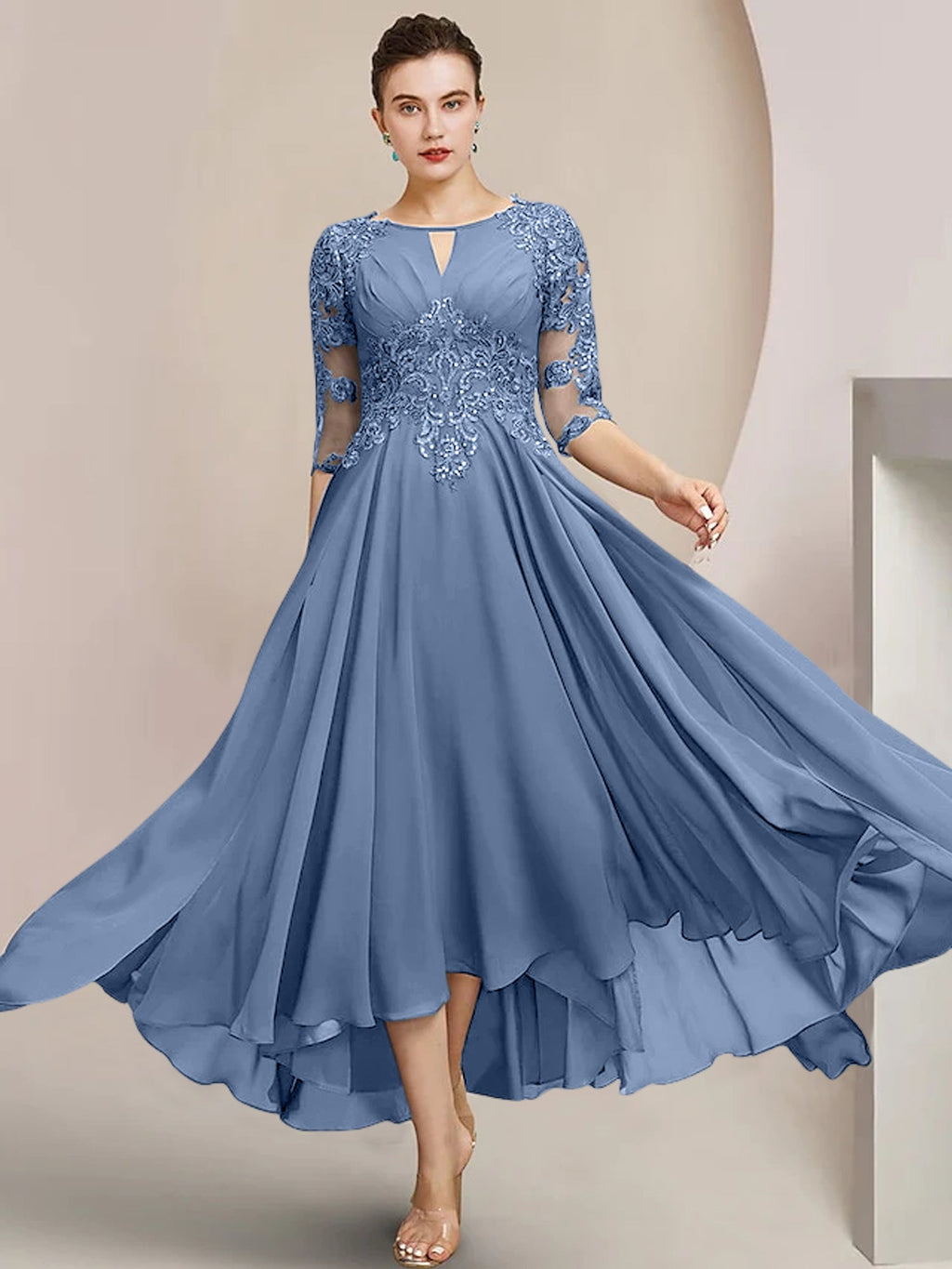 Robes de mère de la mariée coupe trapèze/décolleté princesse, longueur thé 