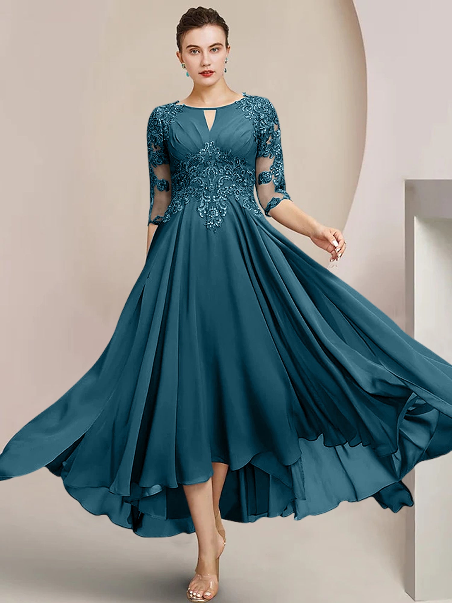 Robes de mère de la mariée coupe trapèze/décolleté princesse, longueur thé 