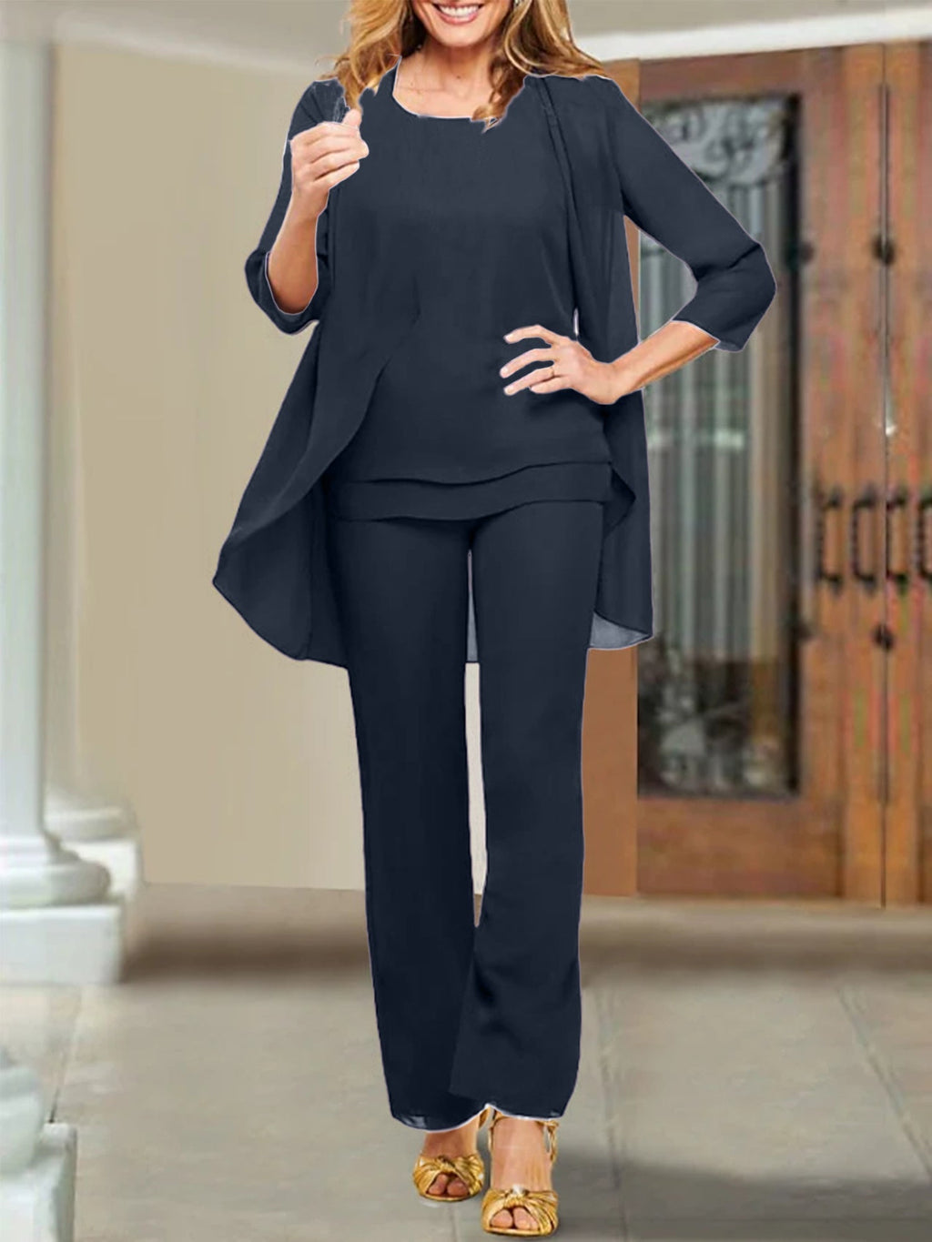 Tailleur-pantalon en mousseline à col rond pour la mère de la mariée 
