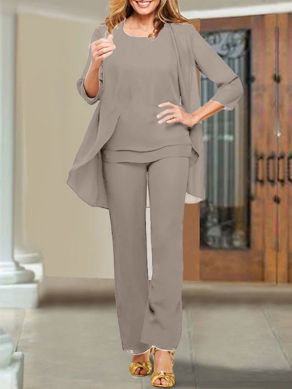 Tailleur-pantalon en mousseline à col rond pour la mère de la mariée 
