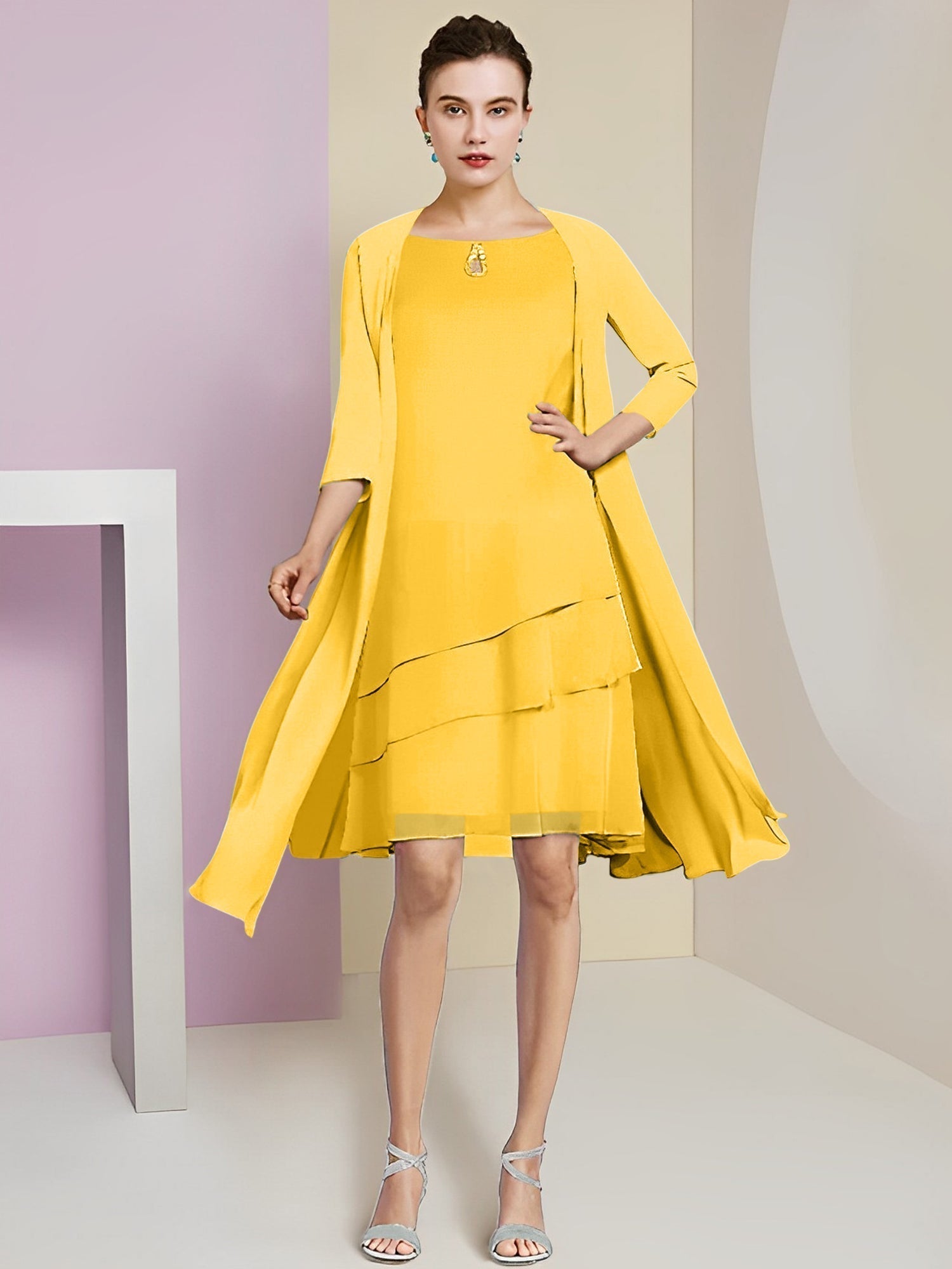 Vestidos de corte princesa/línea A con cuello joya hasta la rodilla para la madre de la novia 