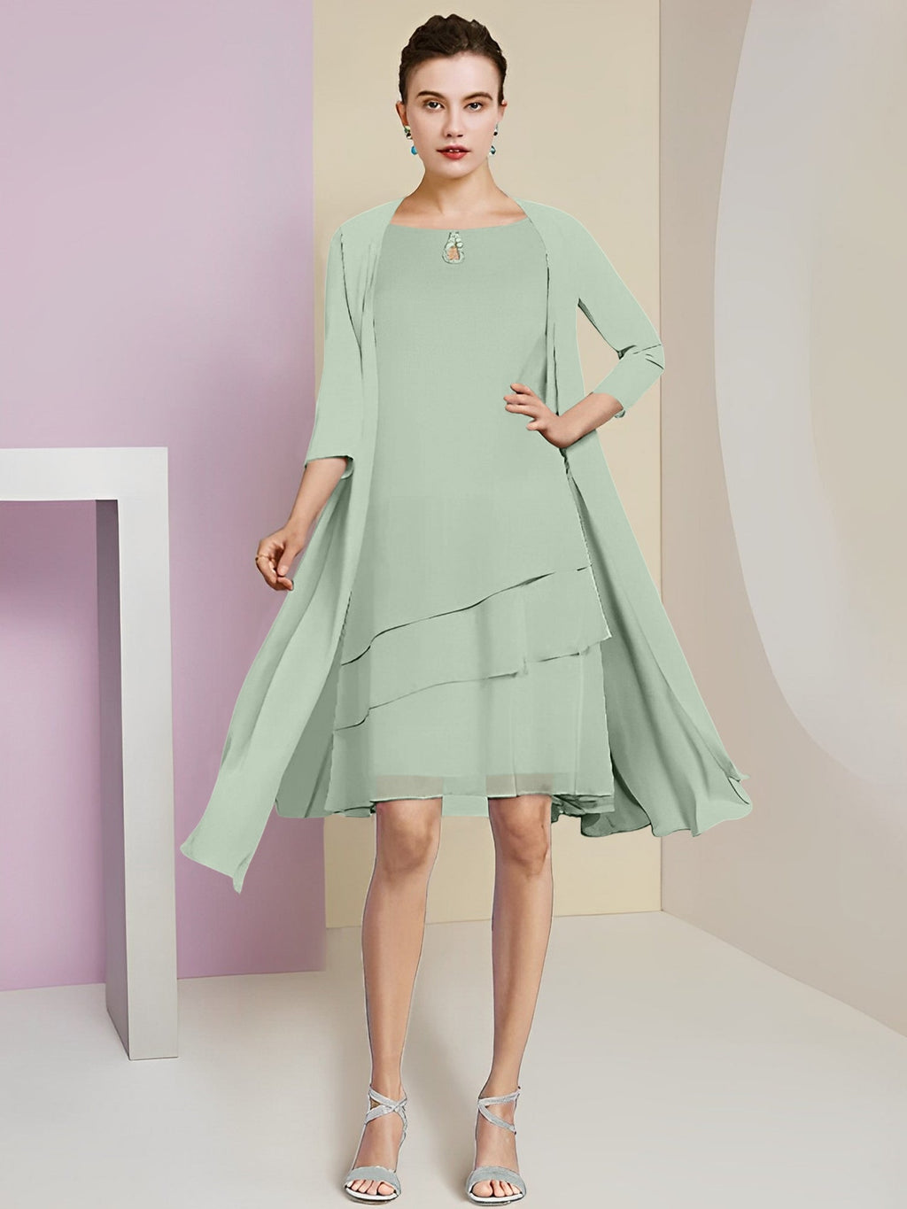 Vestidos de corte princesa/línea A con cuello joya hasta la rodilla para la madre de la novia 