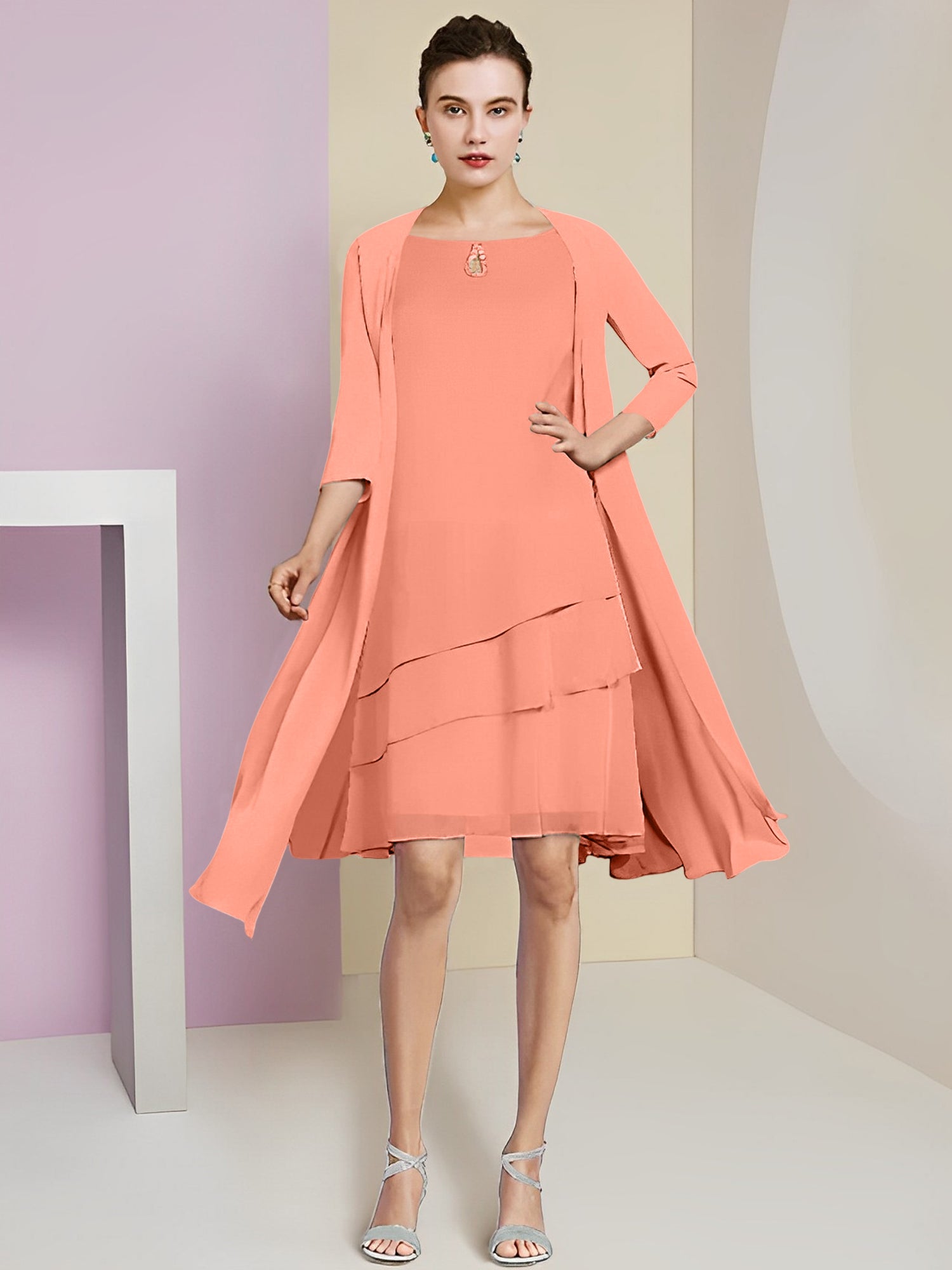 Vestidos de corte princesa/línea A con cuello joya hasta la rodilla para la madre de la novia 