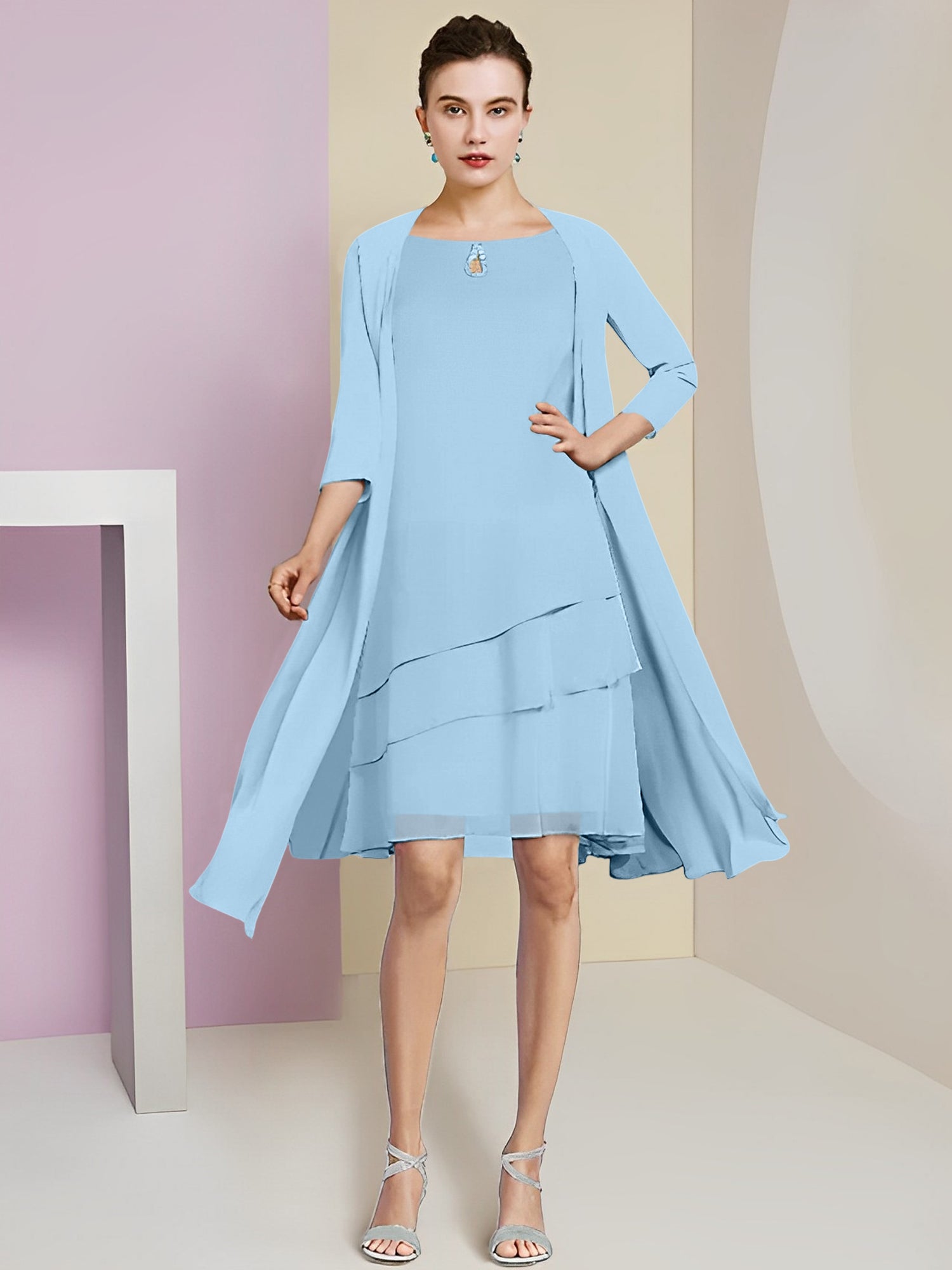 Vestidos de corte princesa/línea A con cuello joya hasta la rodilla para la madre de la novia 