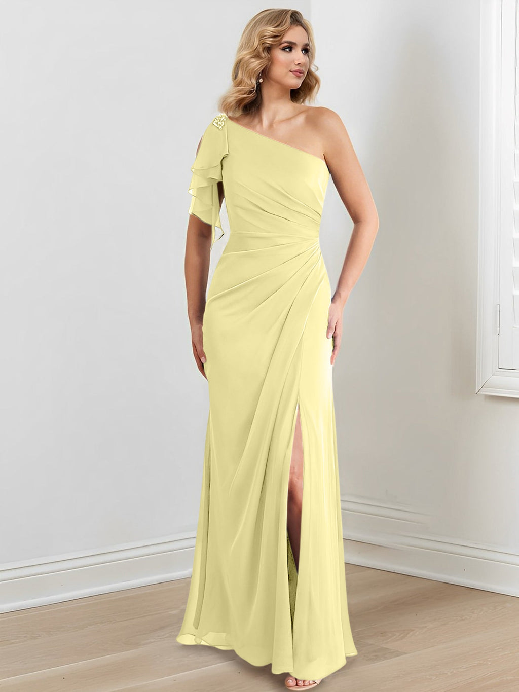 Vestidos de corte recto/columna con un solo hombro y largo hasta el suelo para la madre de la novia 