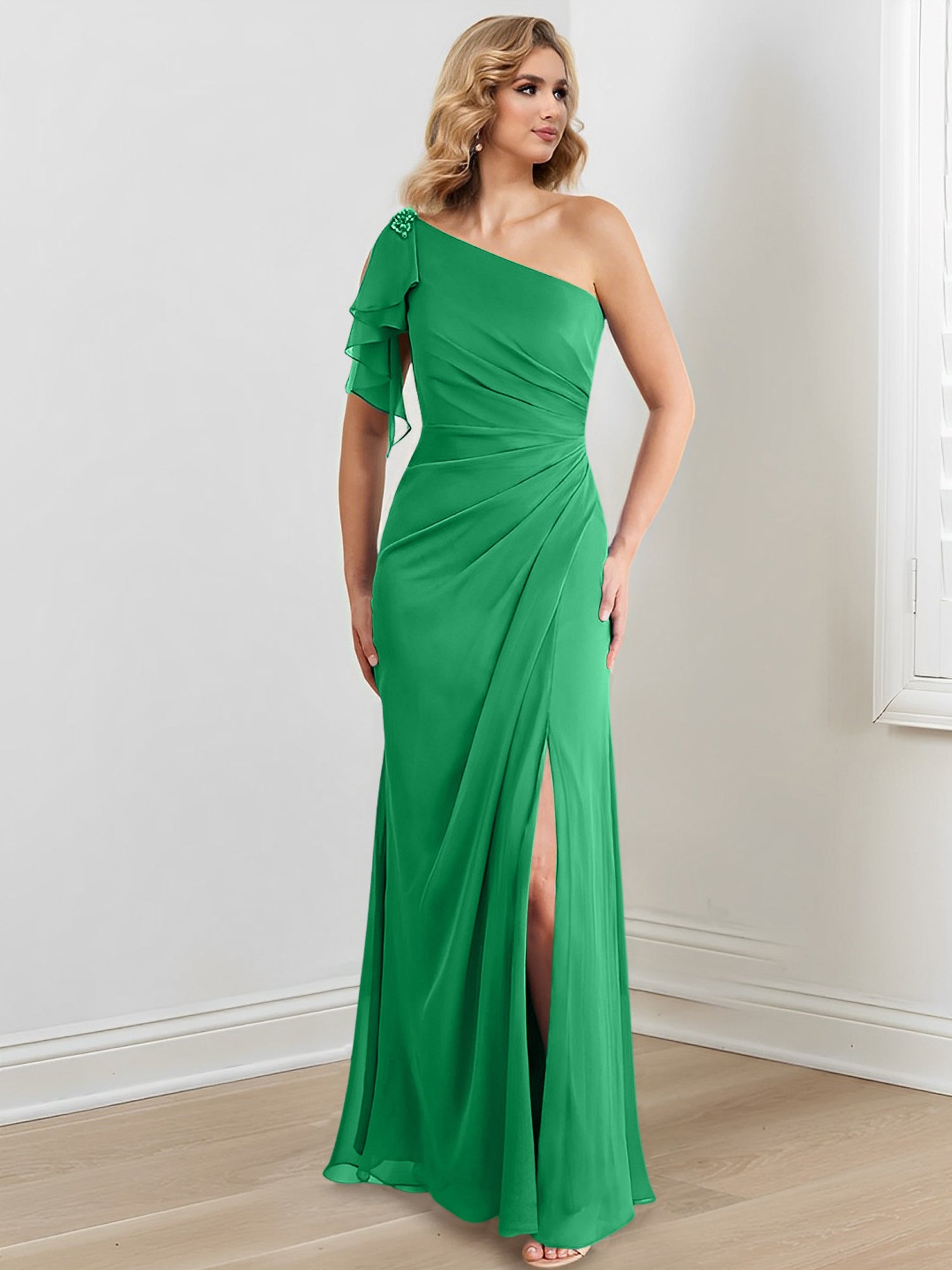 Vestidos de corte recto/columna con un solo hombro y largo hasta el suelo para la madre de la novia 