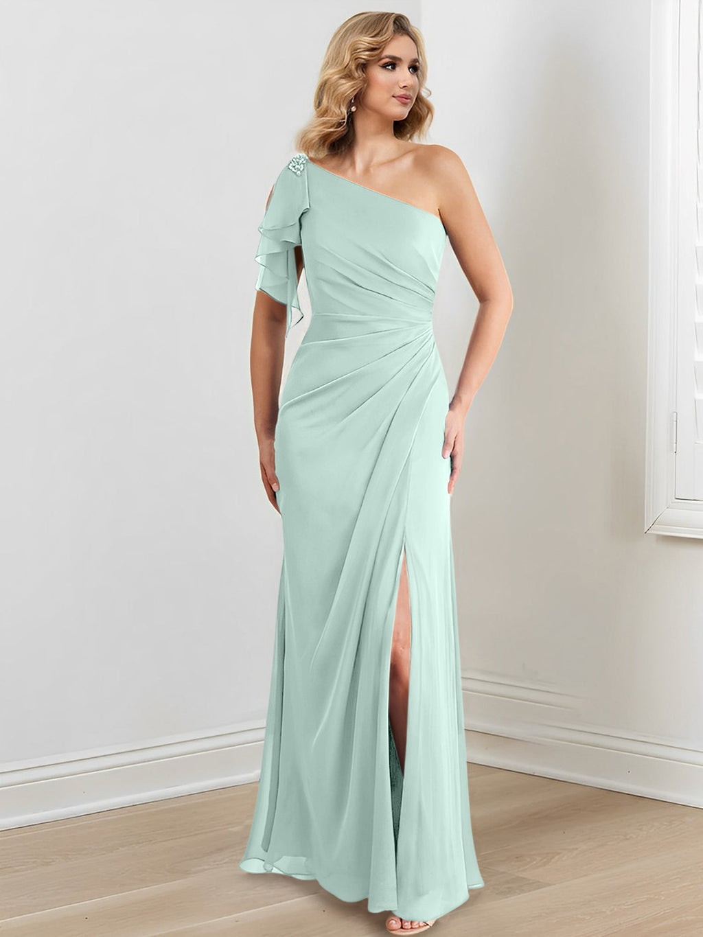Vestidos de corte recto/columna con un solo hombro y largo hasta el suelo para la madre de la novia 