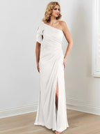Vestidos de corte recto/columna con un solo hombro y largo hasta el suelo para la madre de la novia 