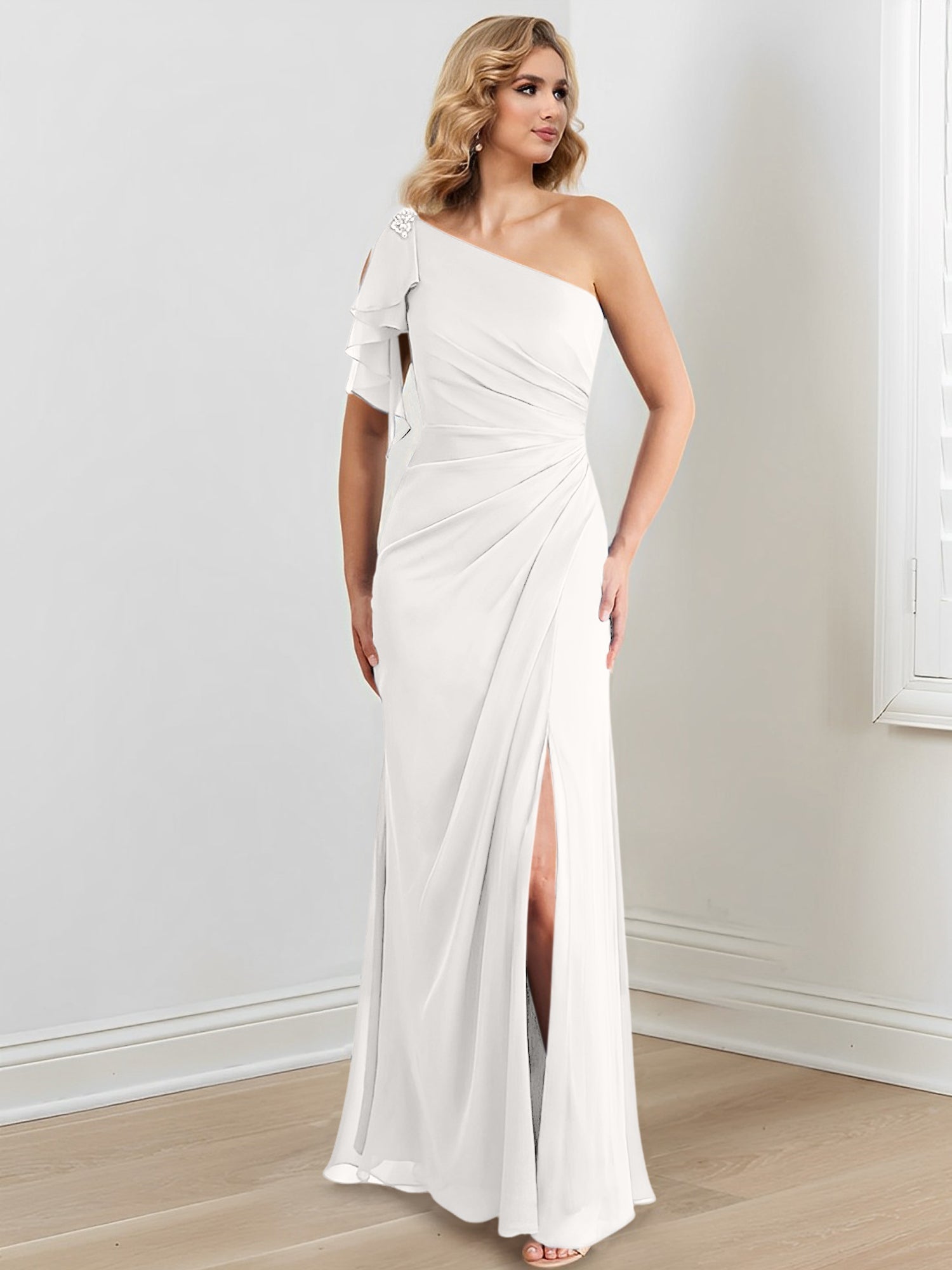 Vestidos de corte recto/columna con un solo hombro y largo hasta el suelo para la madre de la novia 