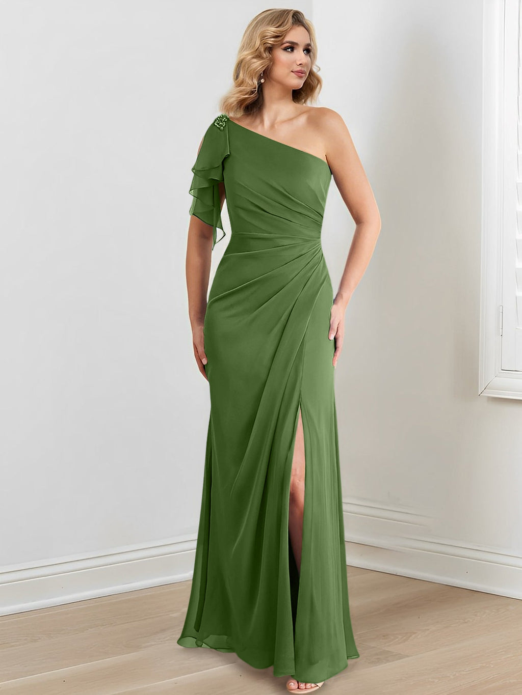 Vestidos de corte recto/columna con un solo hombro y largo hasta el suelo para la madre de la novia 