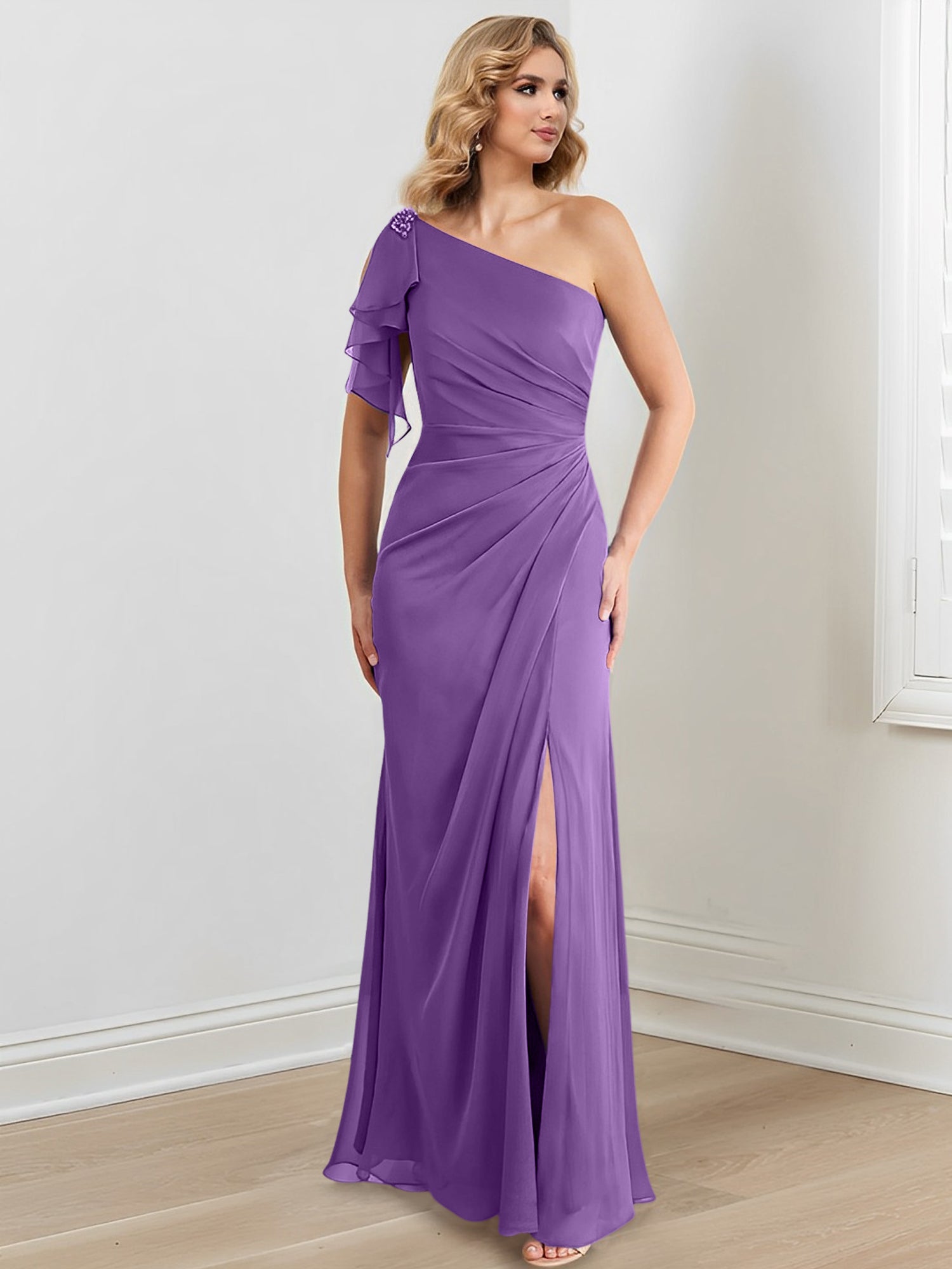 Vestidos de corte recto/columna con un solo hombro y largo hasta el suelo para la madre de la novia 