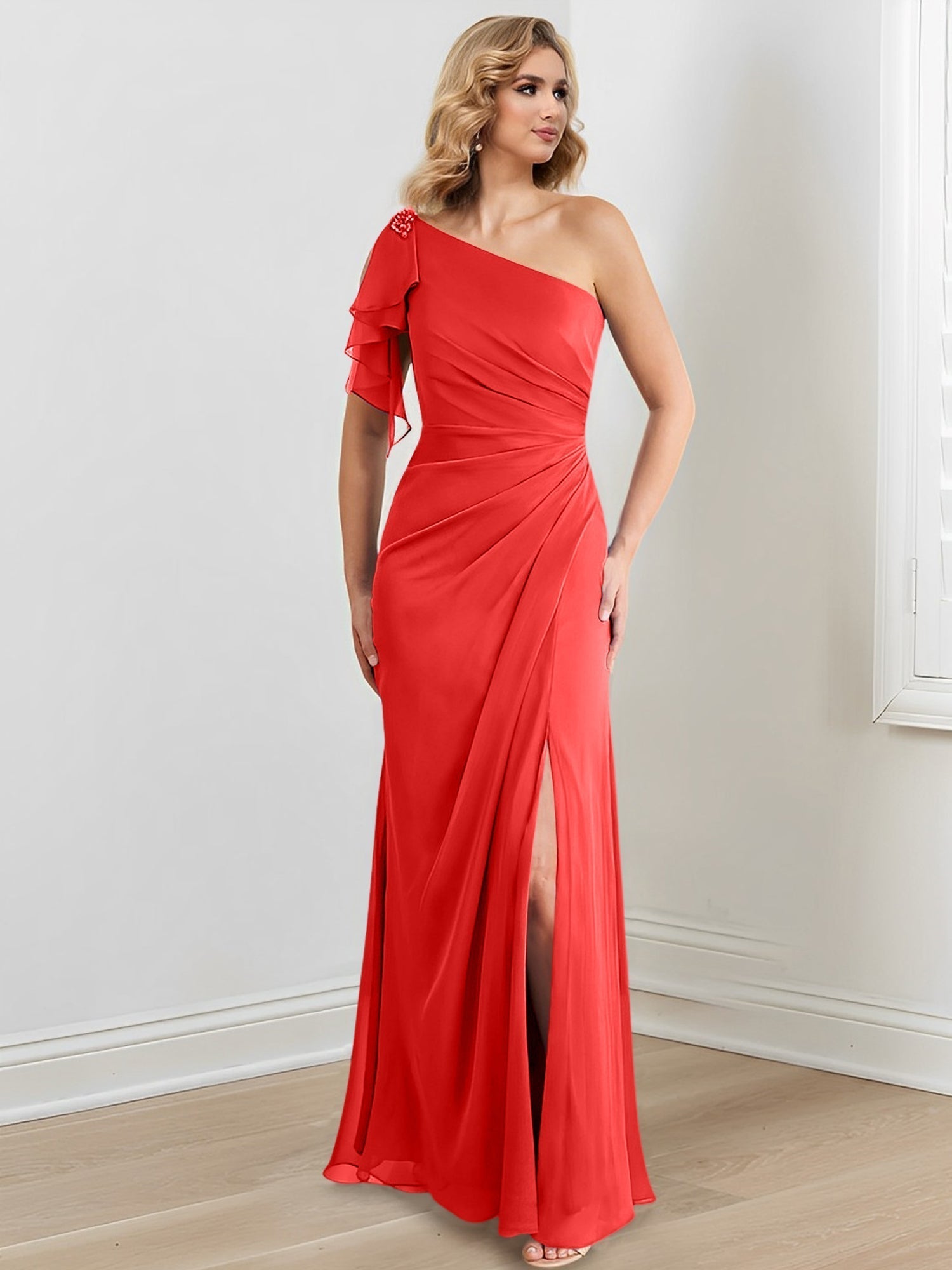 Vestidos de corte recto/columna con un solo hombro y largo hasta el suelo para la madre de la novia 