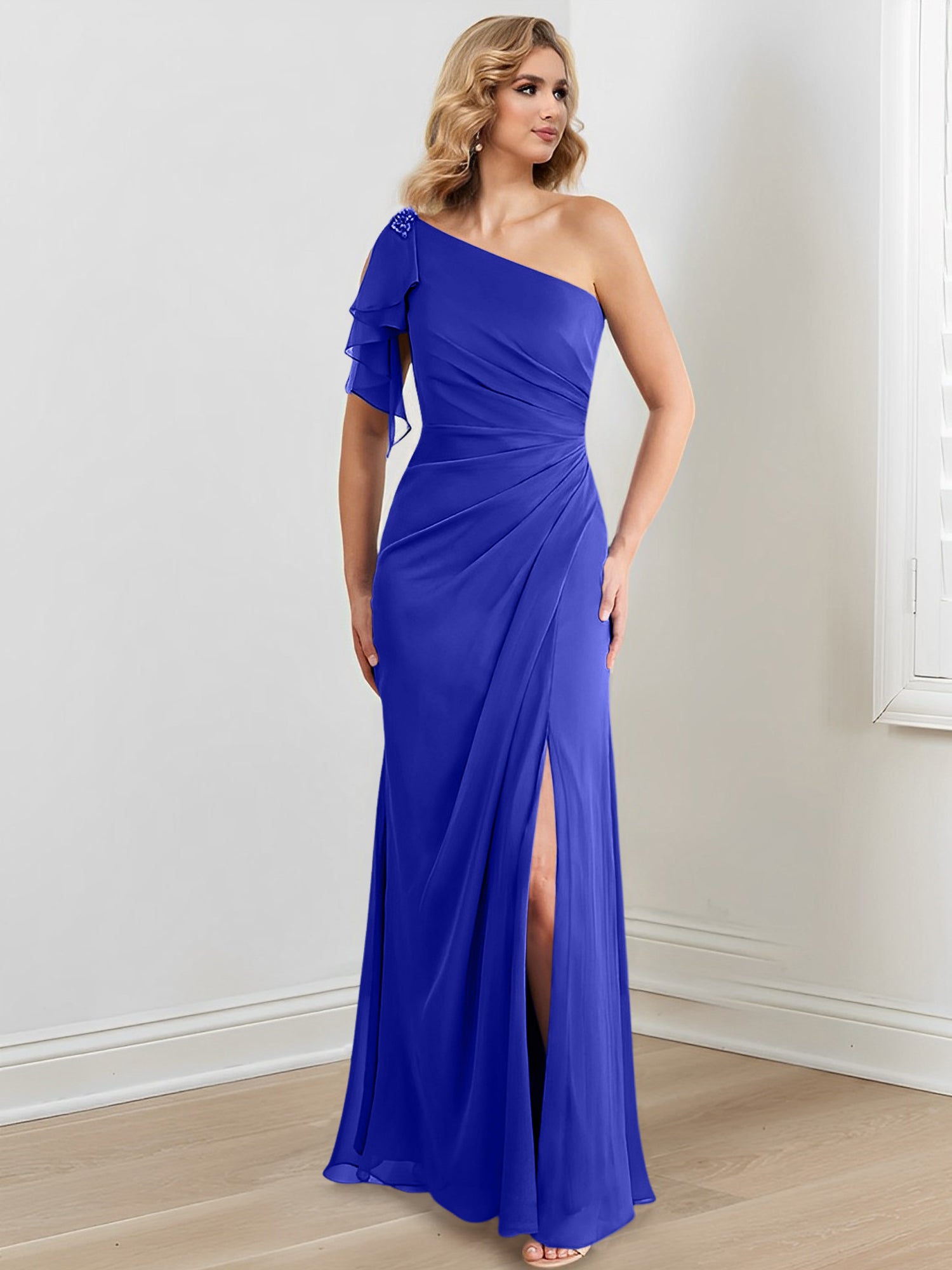 Vestidos de corte recto/columna con un solo hombro y largo hasta el suelo para la madre de la novia 