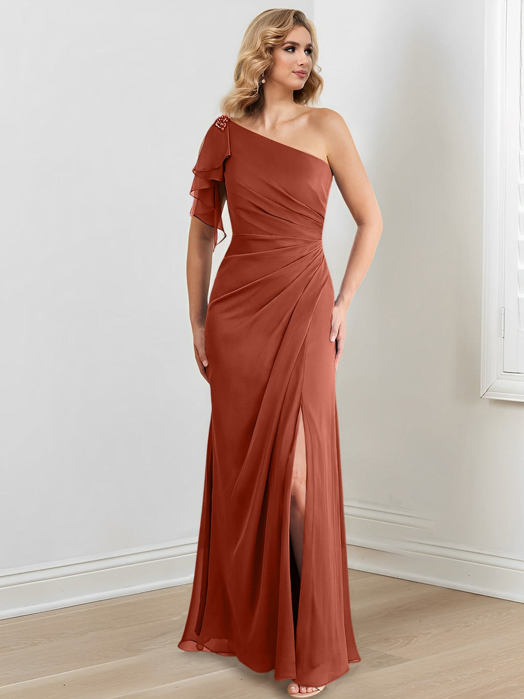 Vestidos de corte recto/columna con un solo hombro y largo hasta el suelo para la madre de la novia 