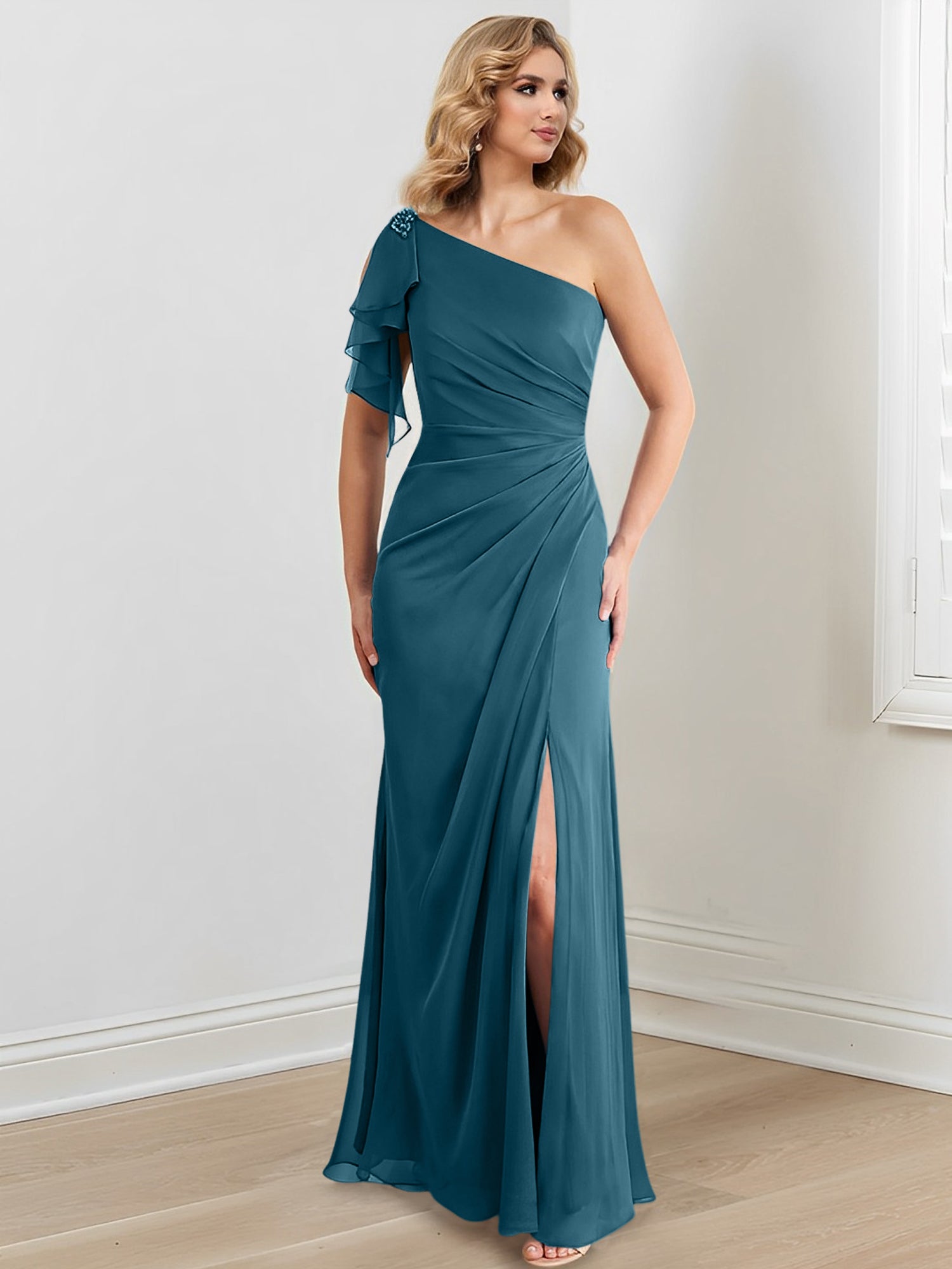 Vestidos de corte recto/columna con un solo hombro y largo hasta el suelo para la madre de la novia 