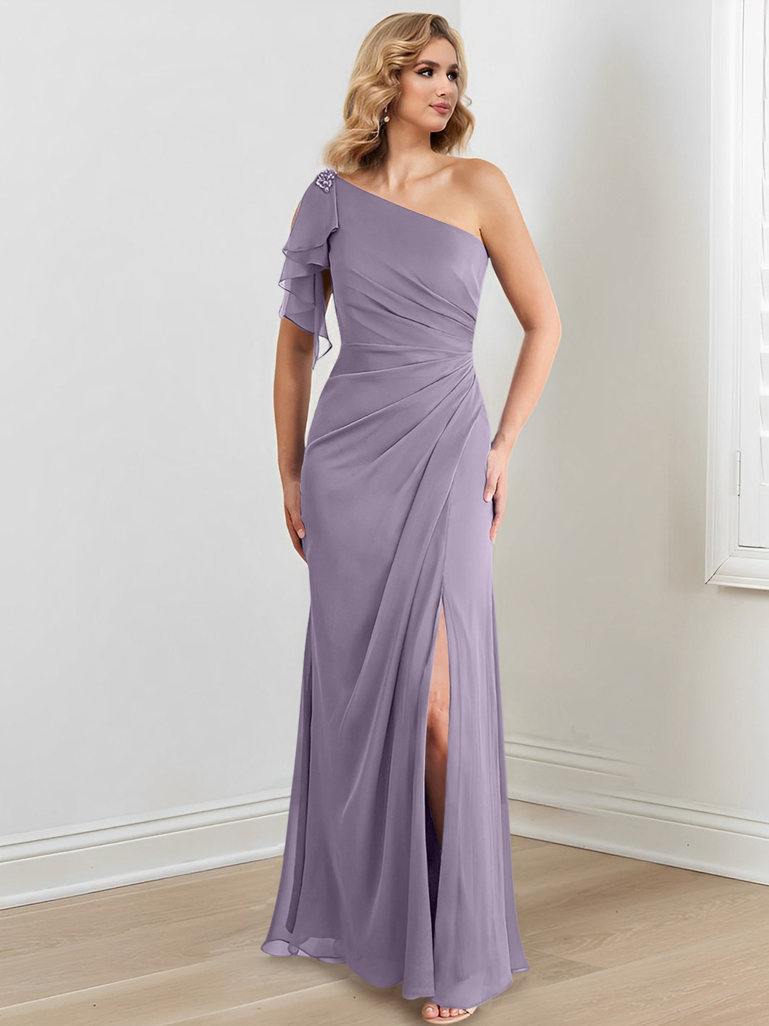 Vestidos de corte recto/columna con un solo hombro y largo hasta el suelo para la madre de la novia 
