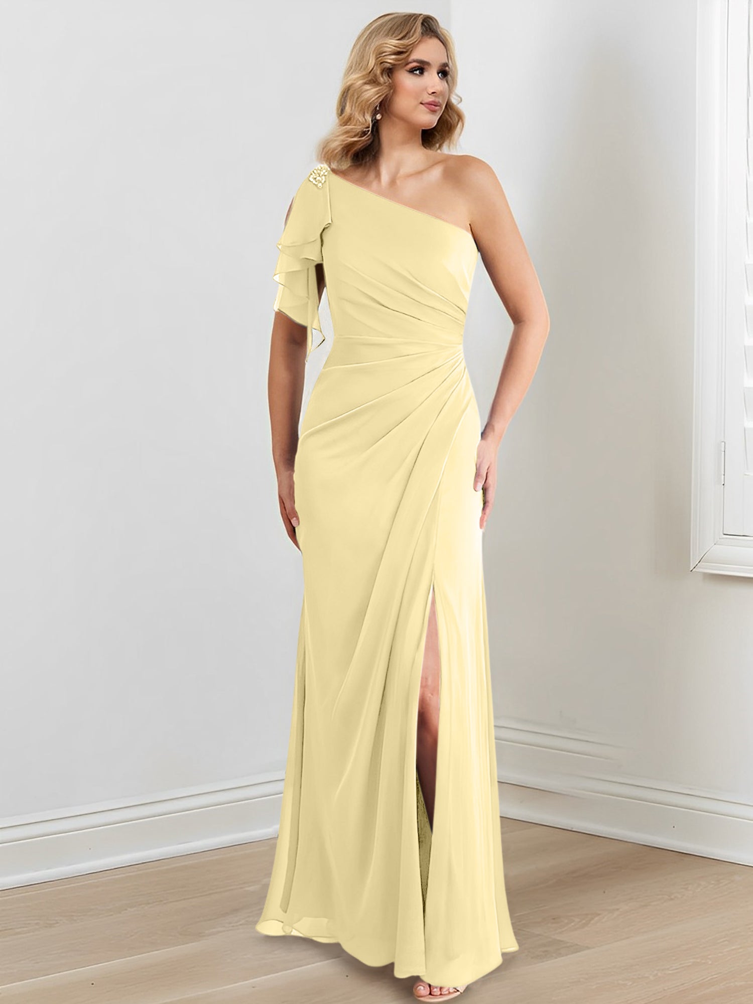 Vestidos de corte recto/columna con un solo hombro y largo hasta el suelo para la madre de la novia 