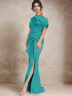 Robe trompette/sirène asymétrique à une épaule pour la mère de la mariée, avec fente latérale 