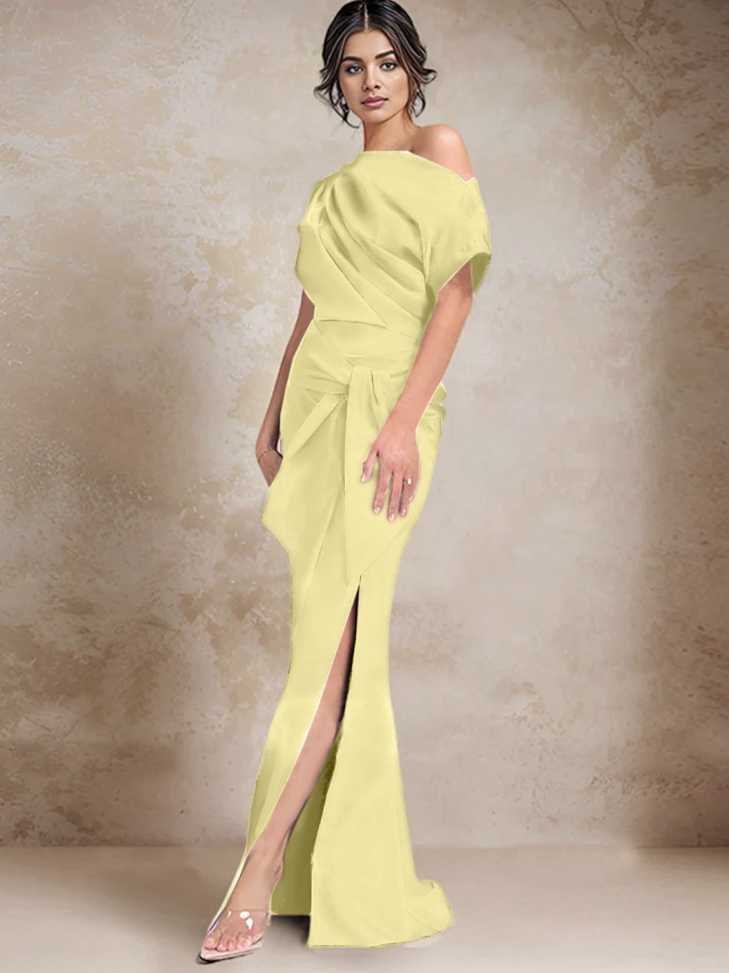 Robe trompette/sirène asymétrique à une épaule pour la mère de la mariée, avec fente latérale 