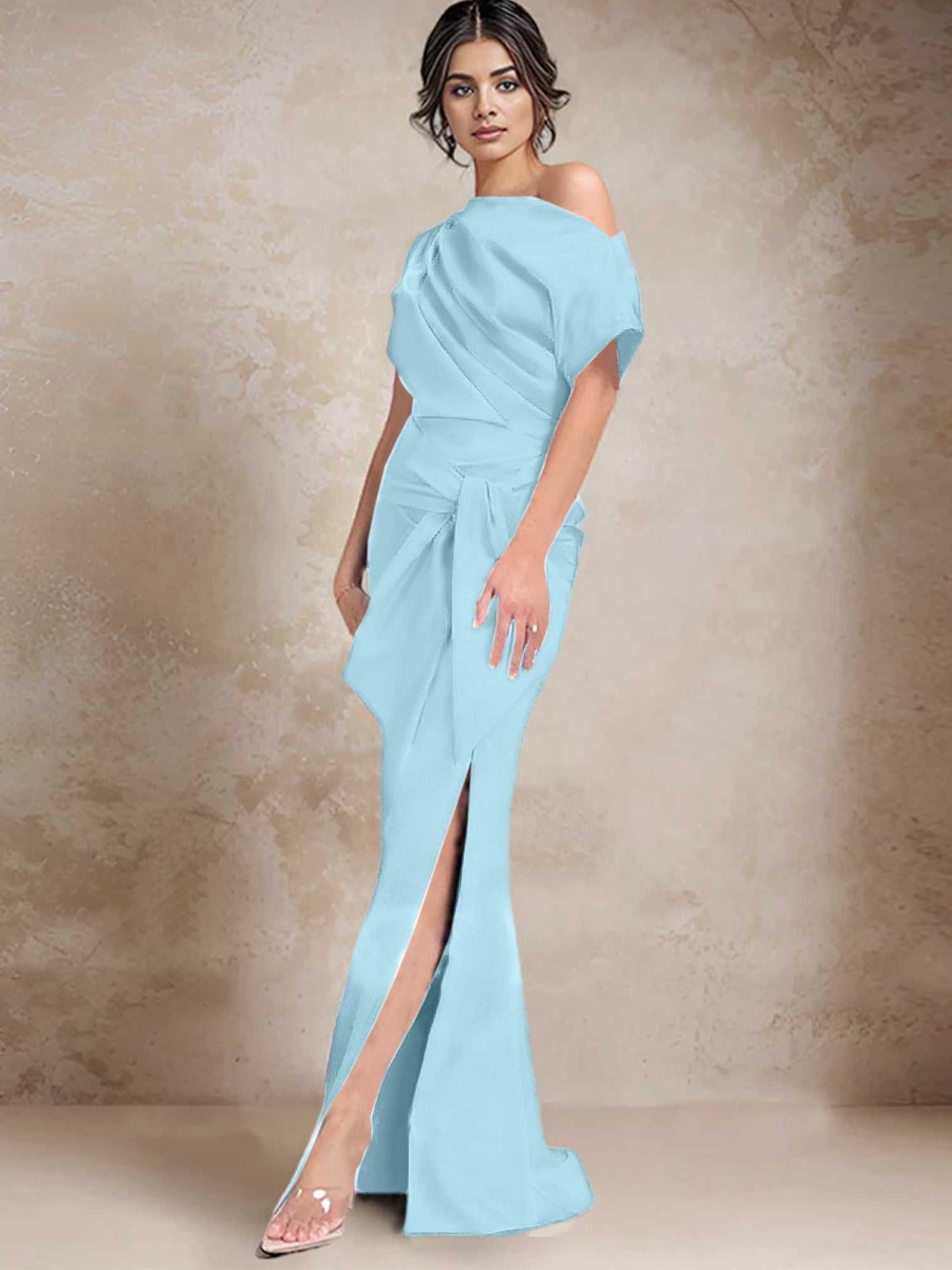Robe trompette/sirène asymétrique à une épaule pour la mère de la mariée, avec fente latérale 