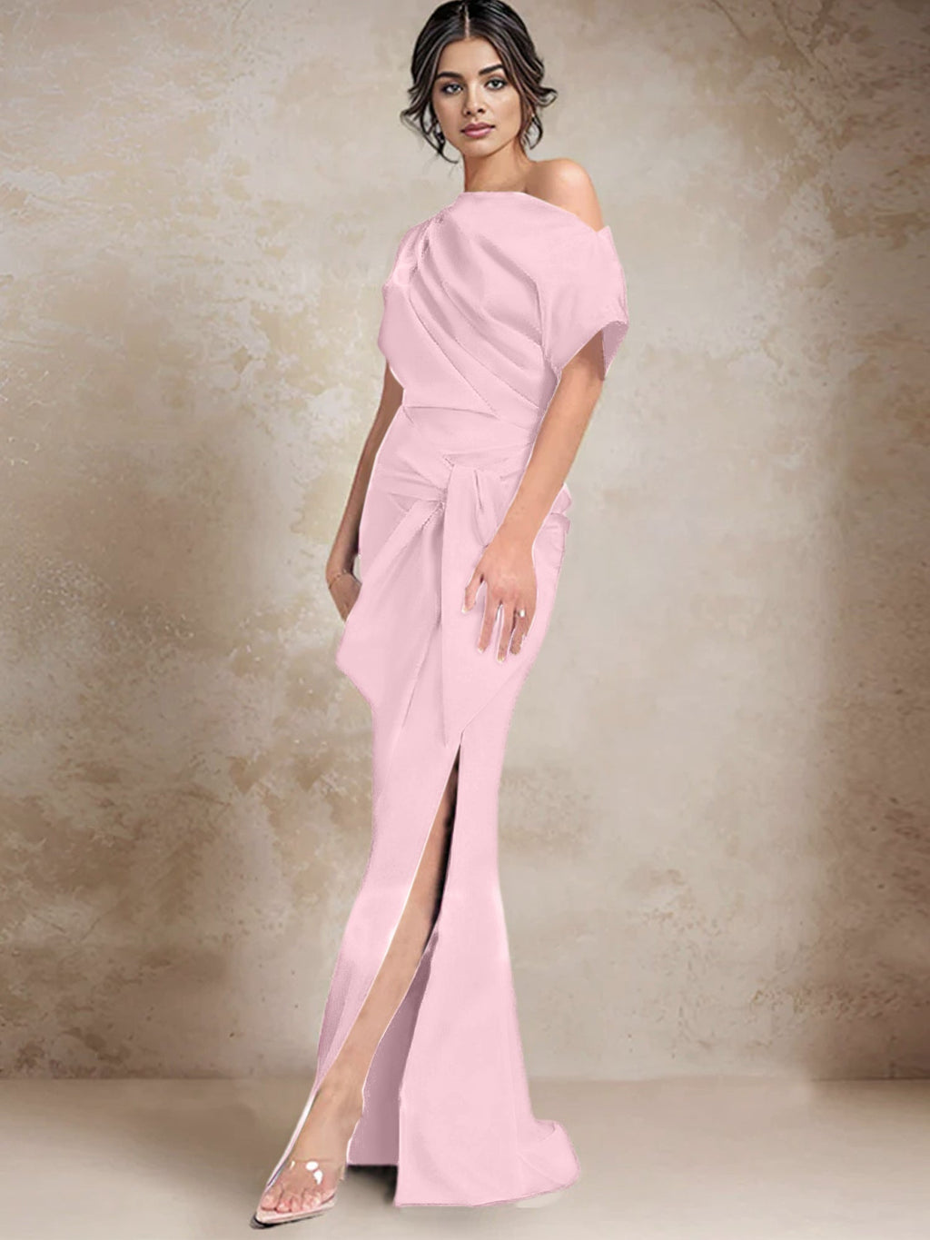 Robe trompette/sirène asymétrique à une épaule pour la mère de la mariée, avec fente latérale 