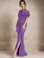 Robe trompette/sirène asymétrique à une épaule pour la mère de la mariée, avec fente latérale 