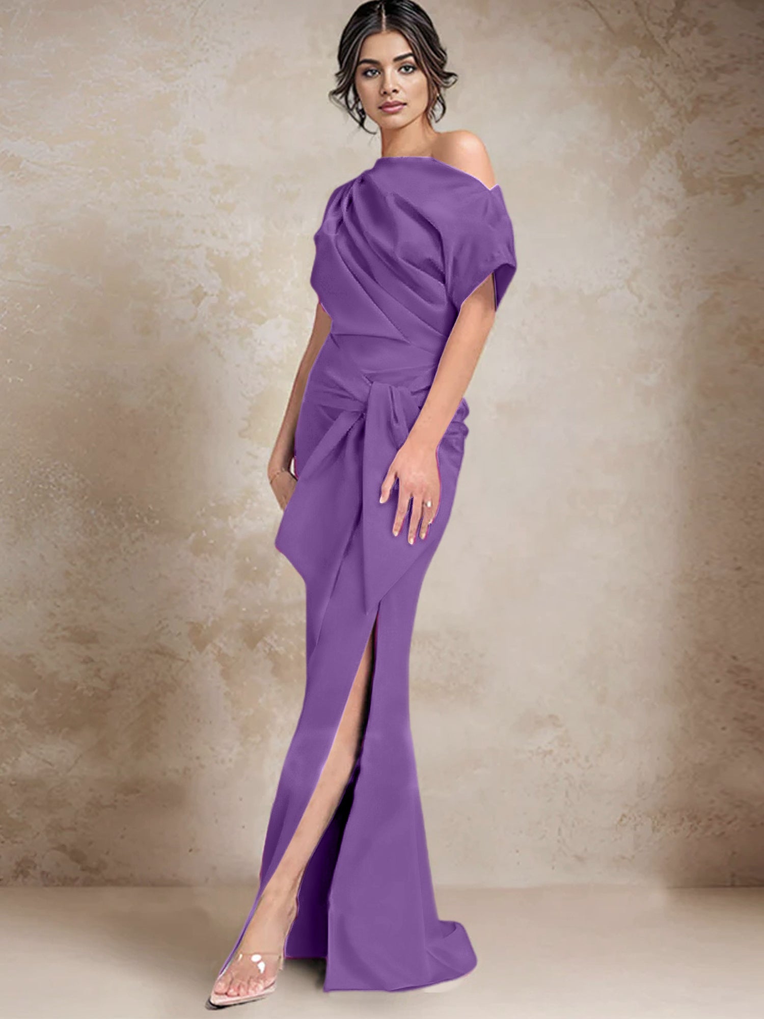 Robe trompette/sirène asymétrique à une épaule pour la mère de la mariée, avec fente latérale 