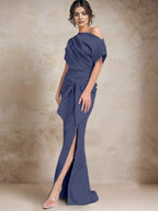 Robe trompette/sirène asymétrique à une épaule pour la mère de la mariée, avec fente latérale 