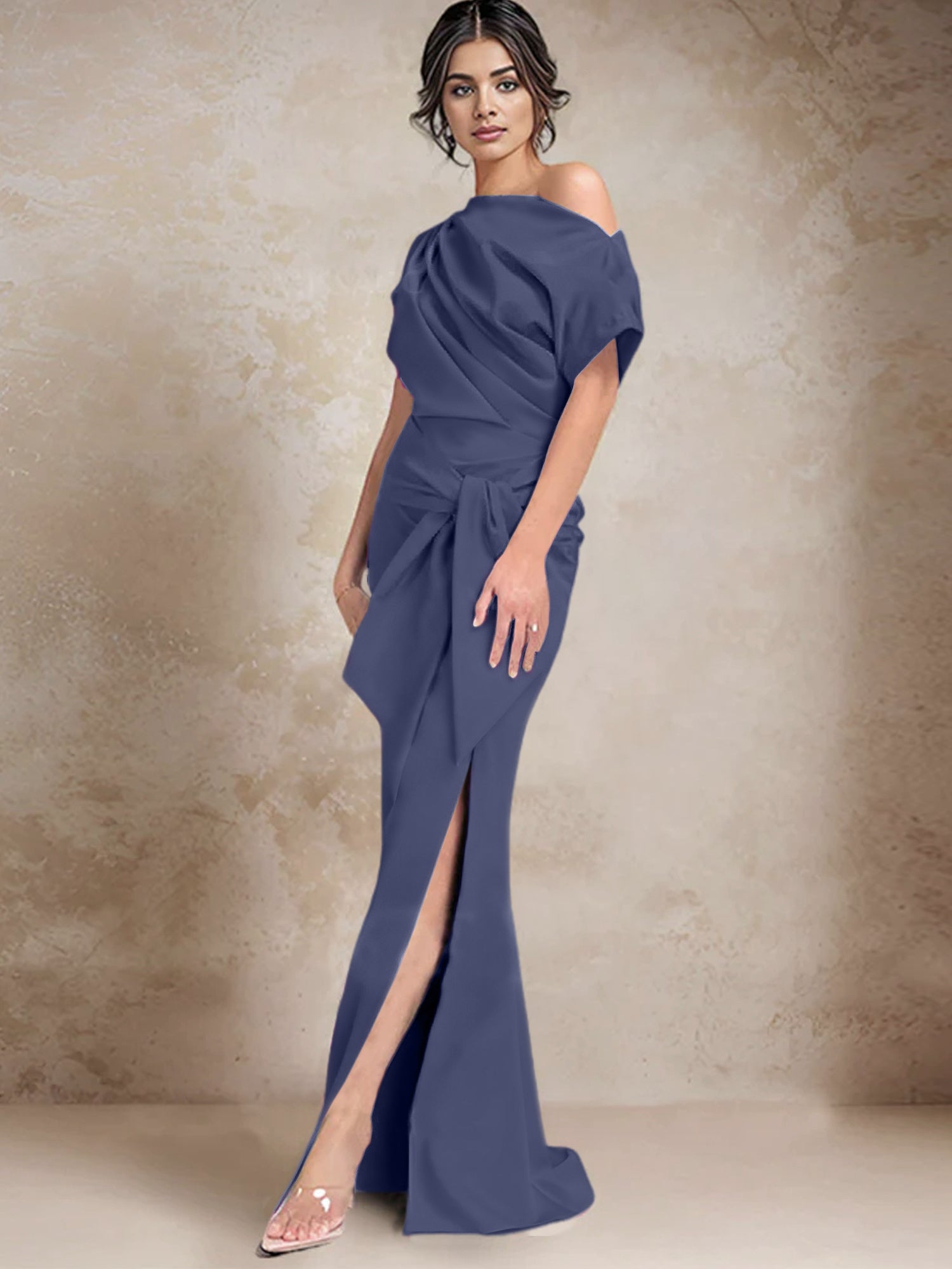Robe trompette/sirène asymétrique à une épaule pour la mère de la mariée, avec fente latérale 