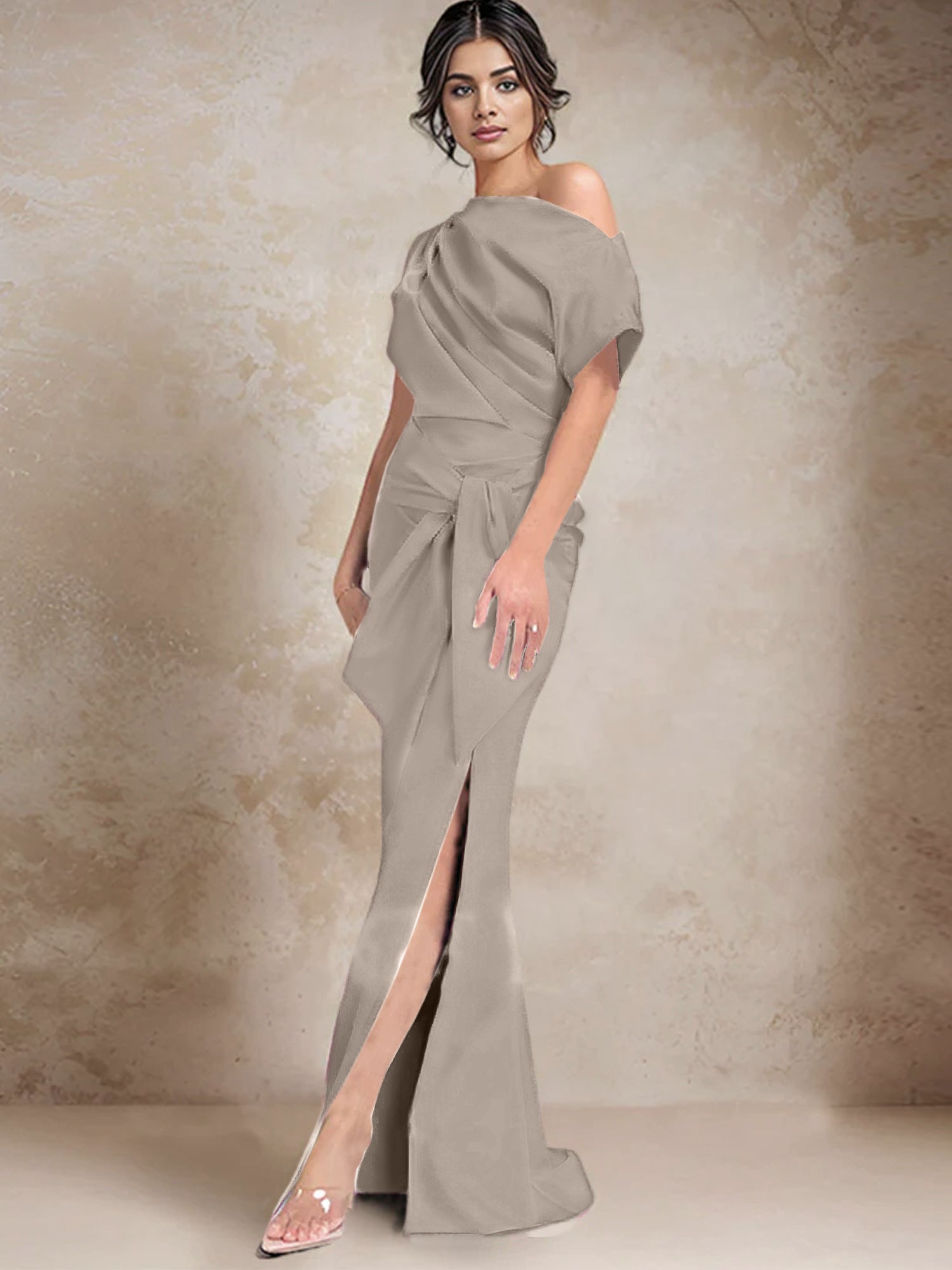 Robe trompette/sirène asymétrique à une épaule pour la mère de la mariée, avec fente latérale 