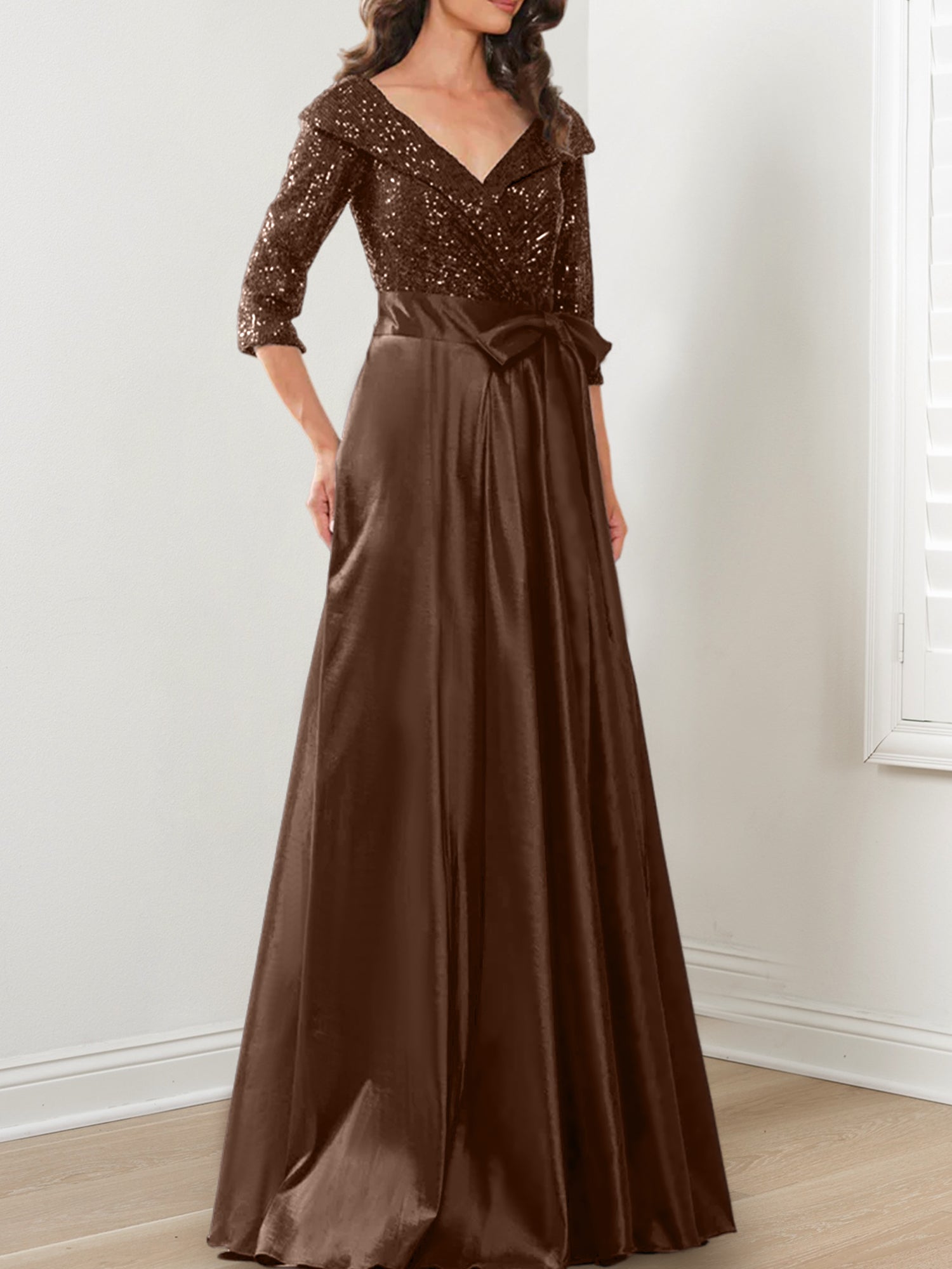 Vestidos de corte princesa/línea A con escote en V hasta el suelo para la madre de la novia 