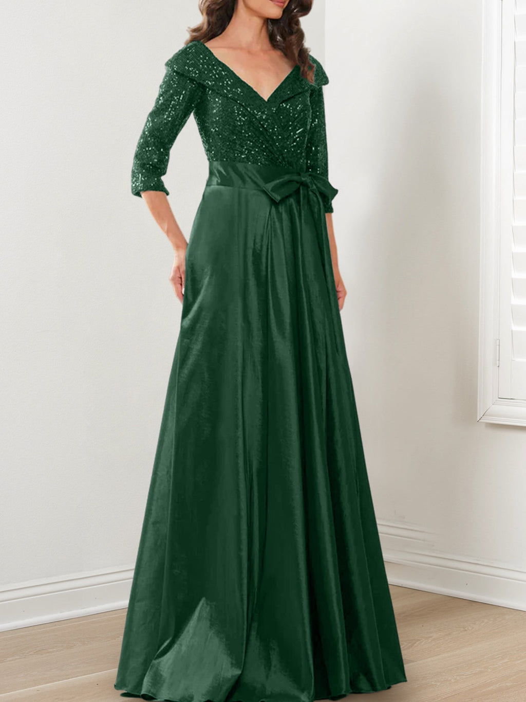 Vestidos de corte princesa/línea A con escote en V hasta el suelo para la madre de la novia 