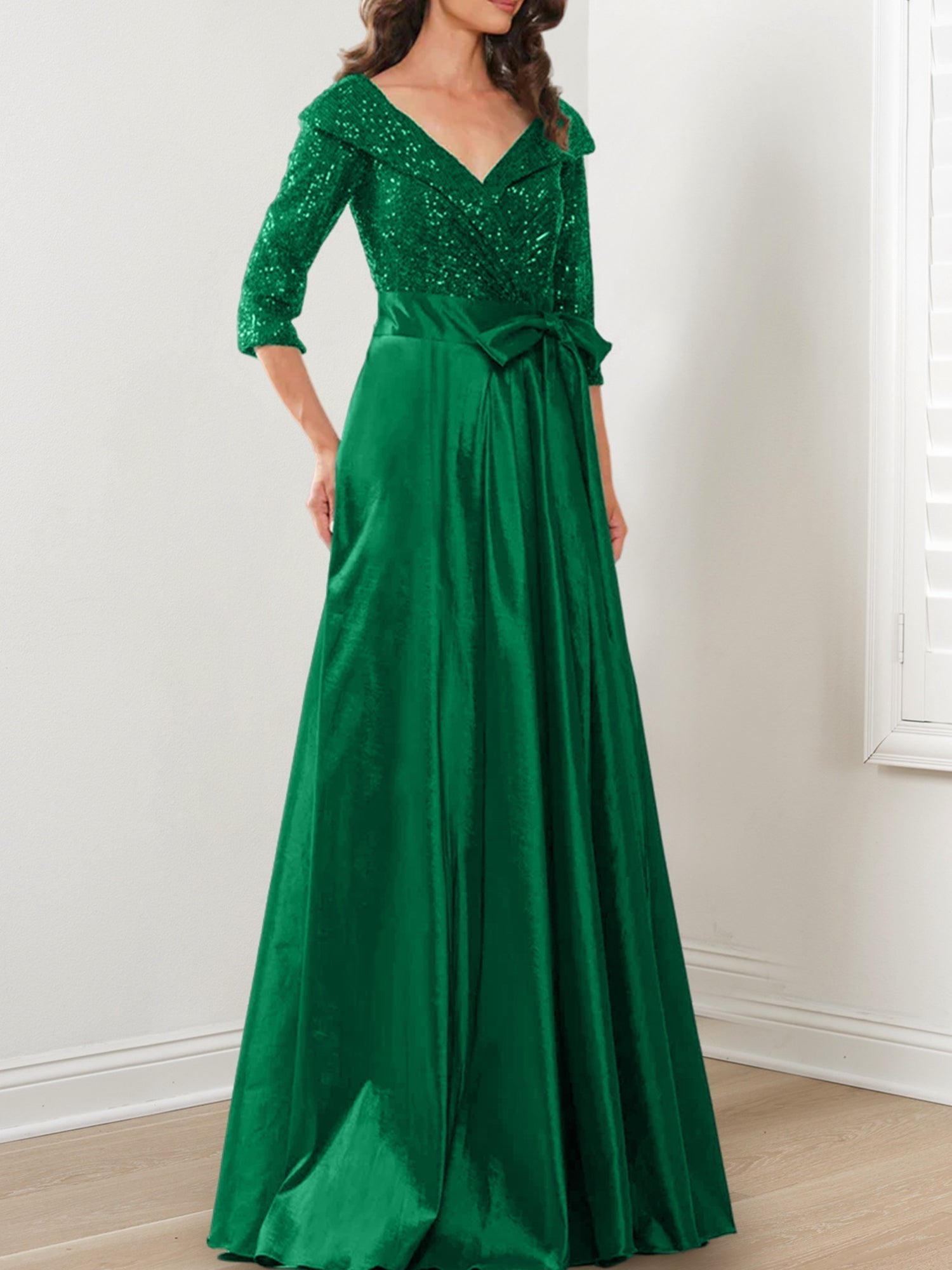 Vestidos de corte princesa/línea A con escote en V hasta el suelo para la madre de la novia 