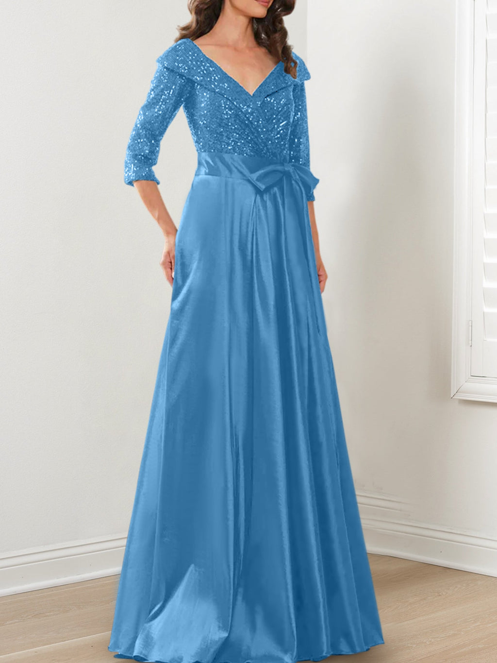 Vestidos de corte princesa/línea A con escote en V hasta el suelo para la madre de la novia 