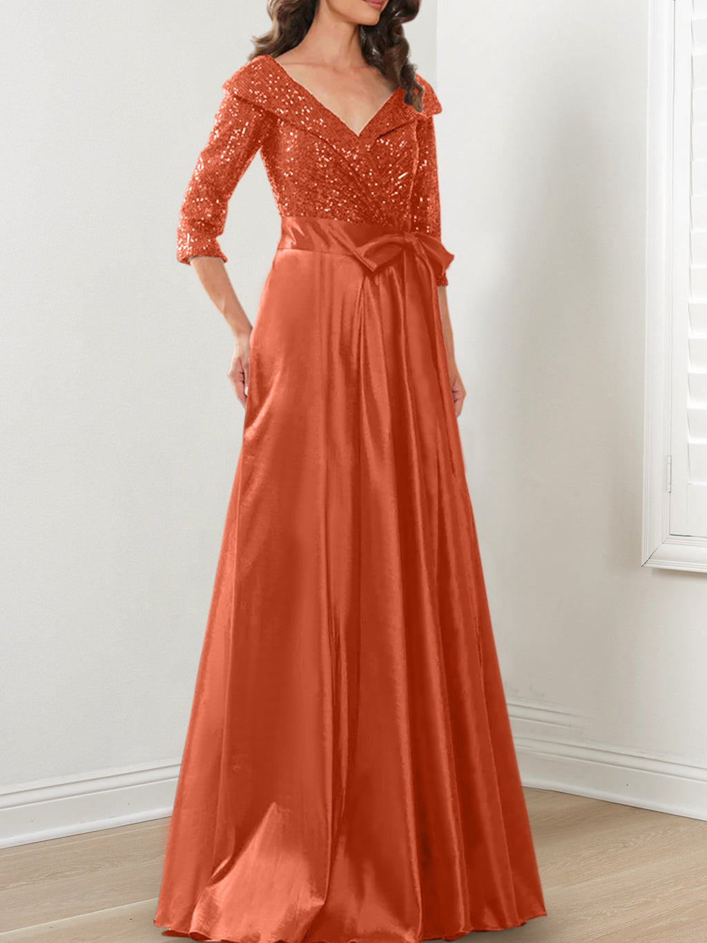 Vestidos de corte princesa/línea A con escote en V hasta el suelo para la madre de la novia 