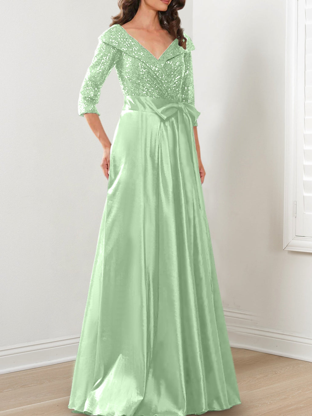Vestidos de corte princesa/línea A con escote en V hasta el suelo para la madre de la novia 