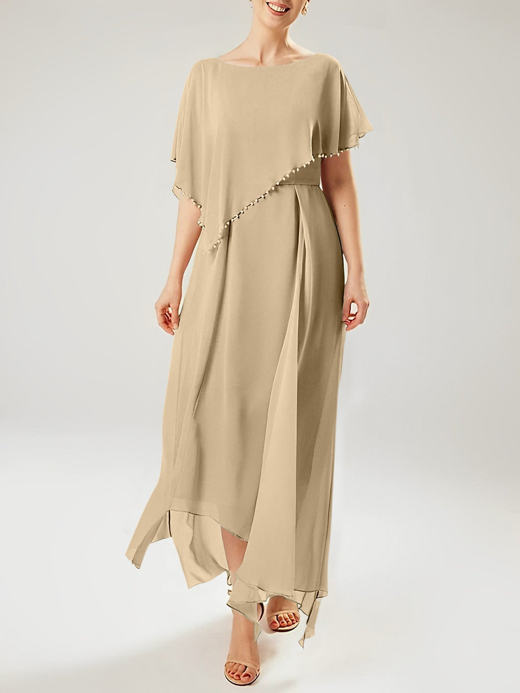 Robe fourreau/colonne à manches courtes et décolleté rond, ornée de pompons, pour la mère de la mariée. 