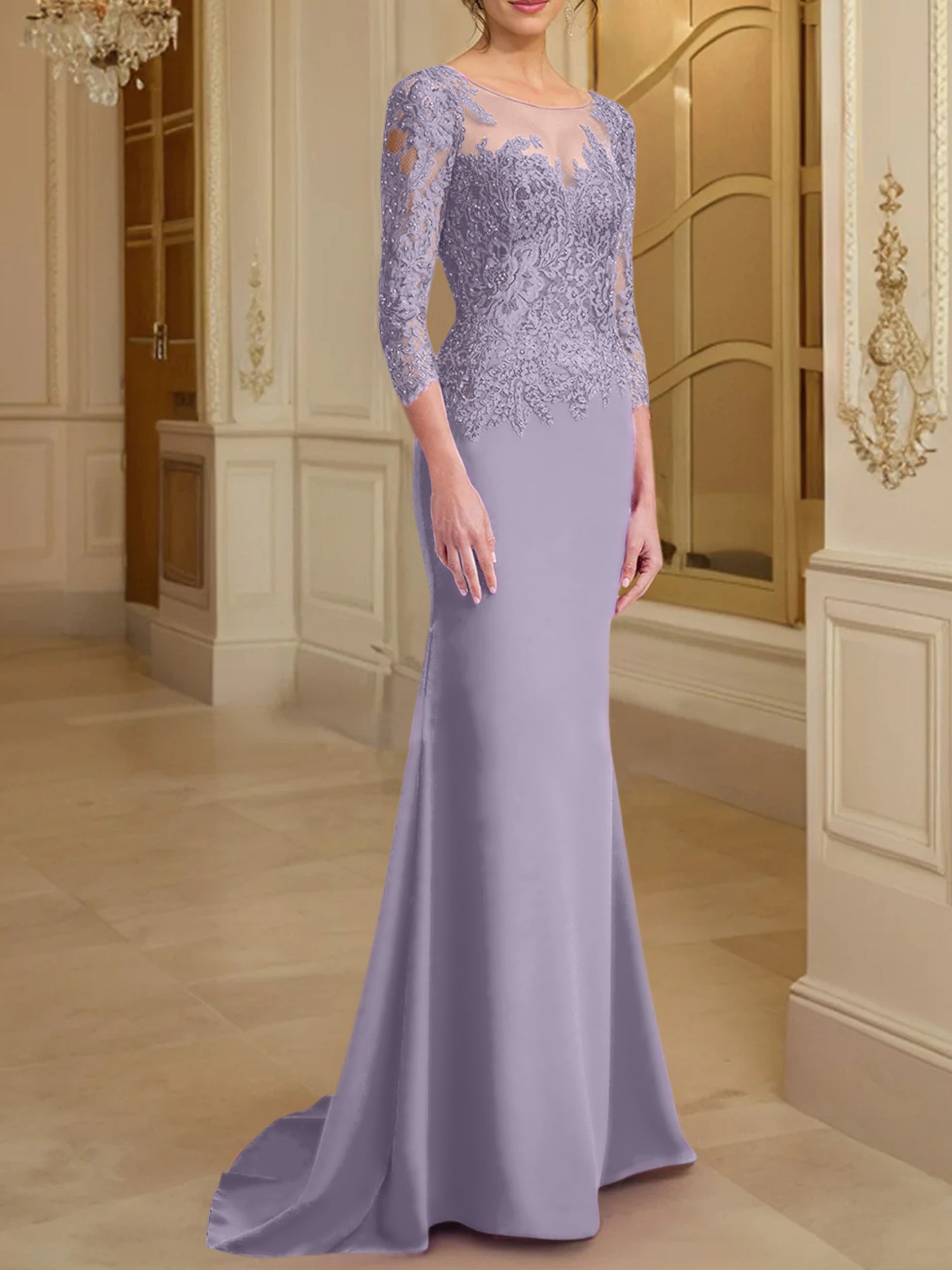 Robe de mère de la mariée en dentelle, coupe trompette/sirène, manches longues et décolleté rond. 