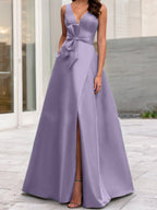 Vestidos de corte princesa/línea A para la madre de la novia, sin mangas, con escote en V y abertura lateral. 