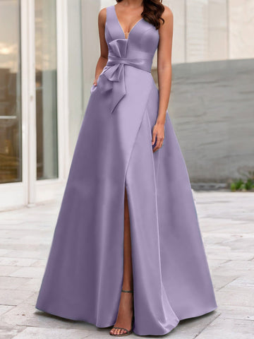 Robe de mère de la mariée sans manches, coupe trapèze/princesse, col en V et fente latérale 