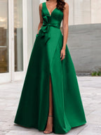 Vestidos de corte princesa/línea A para la madre de la novia, sin mangas, con escote en V y abertura lateral. 