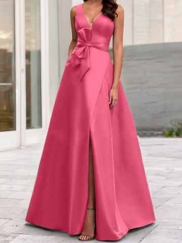 Robe de mère de la mariée sans manches, coupe trapèze/princesse, col en V et fente latérale 