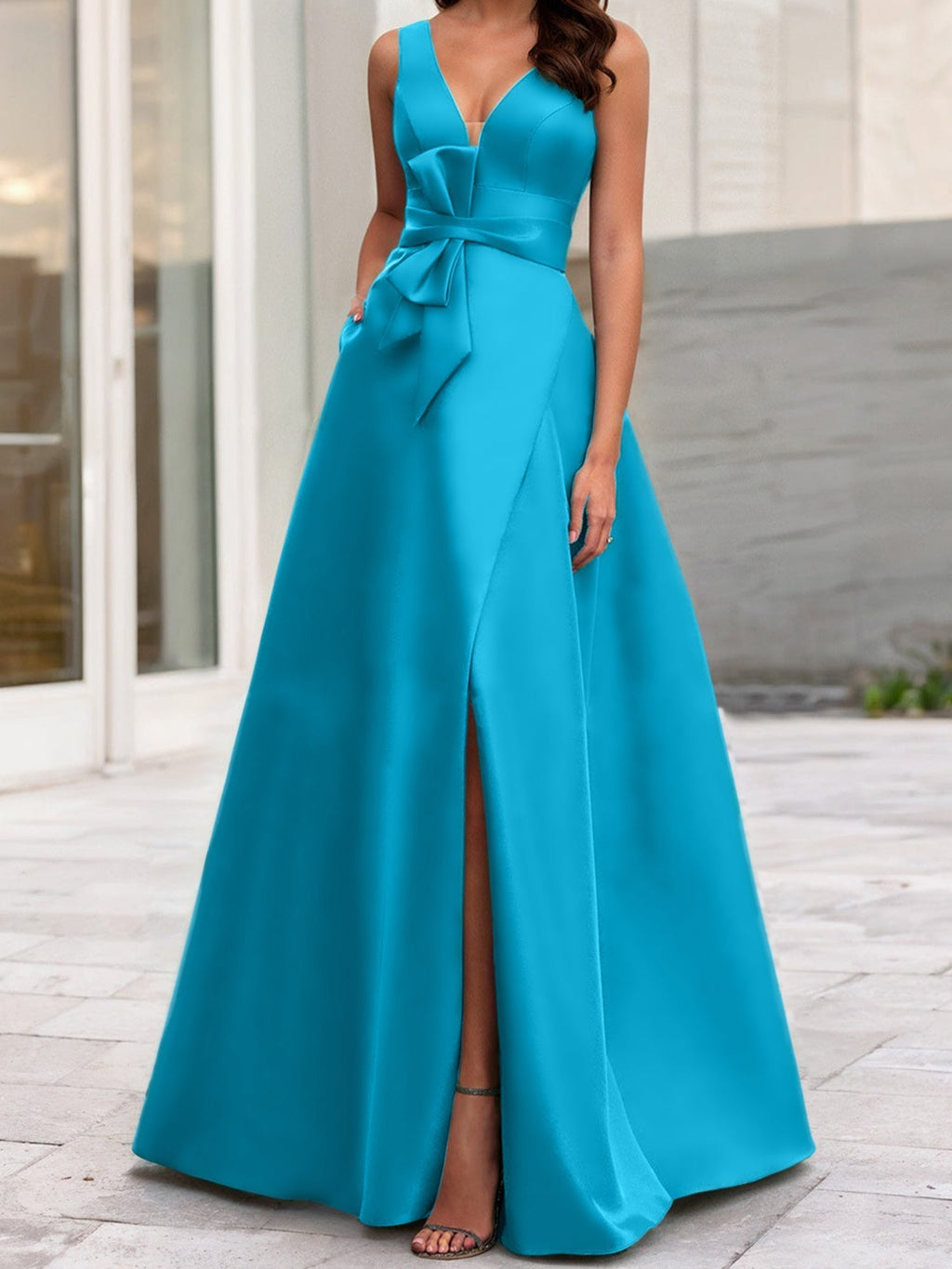 Vestidos de corte princesa/línea A para la madre de la novia, sin mangas, con escote en V y abertura lateral. 