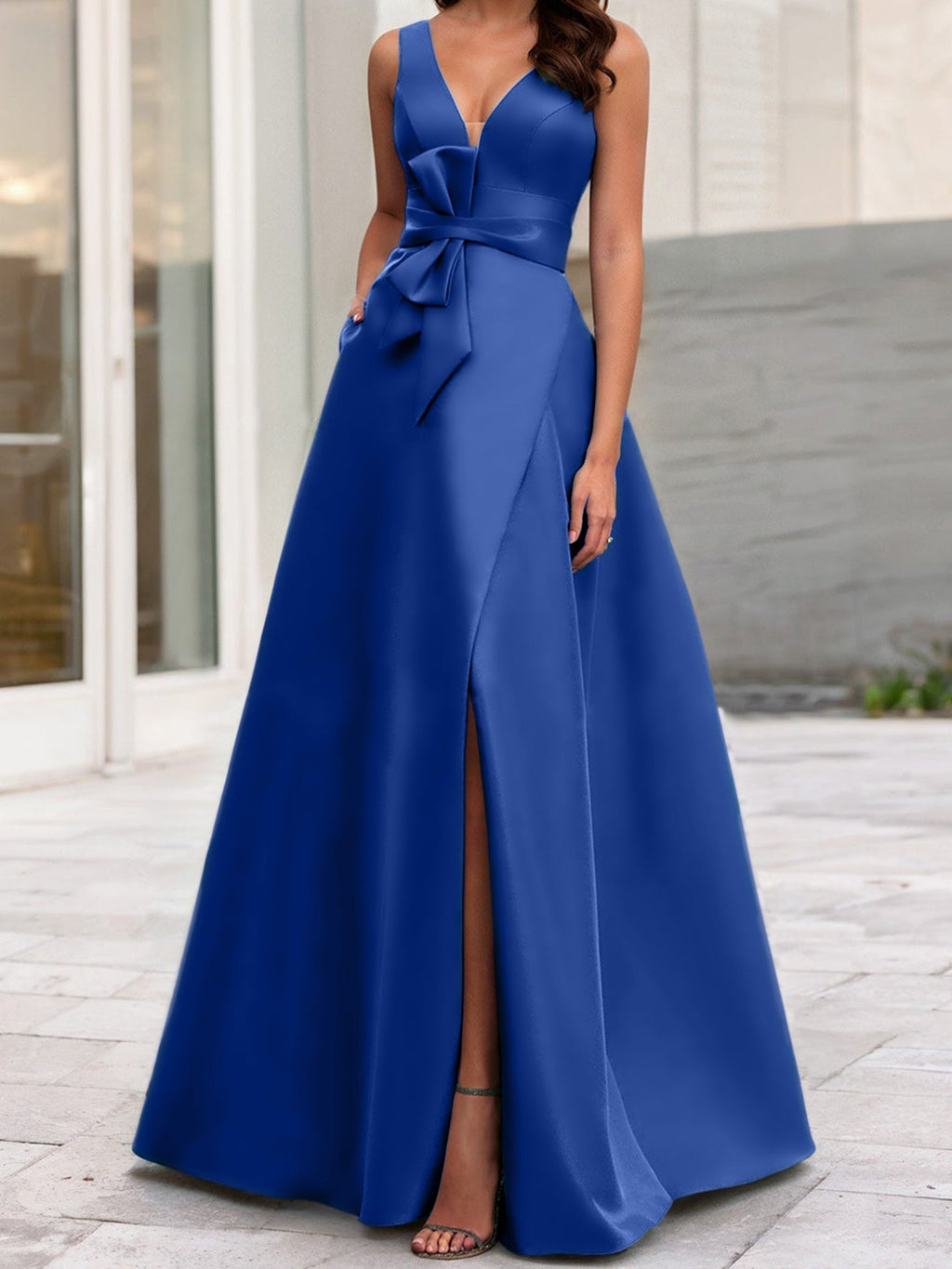 Vestidos de corte princesa/línea A para la madre de la novia, sin mangas, con escote en V y abertura lateral. 